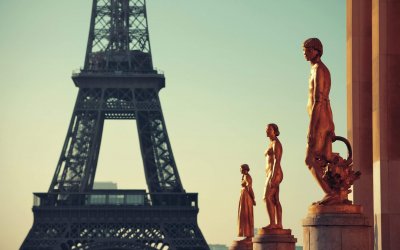 Eiffel Tower with statues